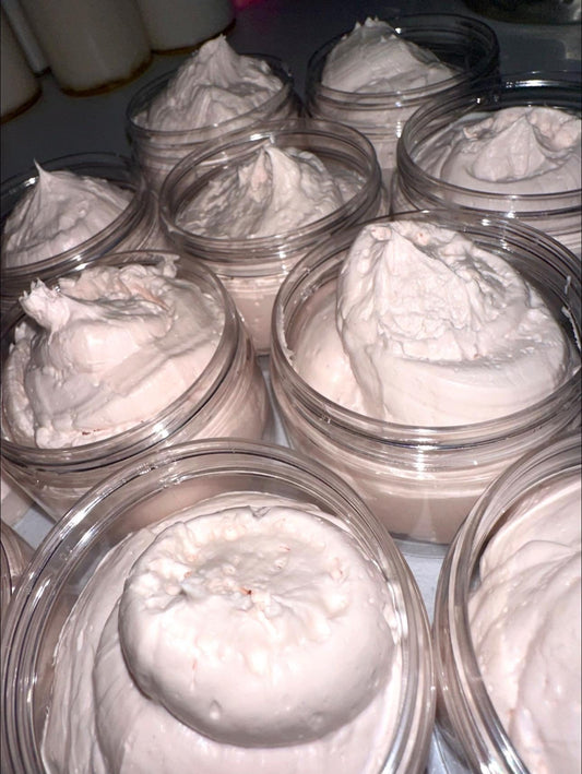 STRAWBERRY CRUNCH CAKE WHIPPED BODY BUTTER